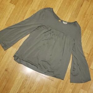 Lucky Brand sage green smocked boho top M